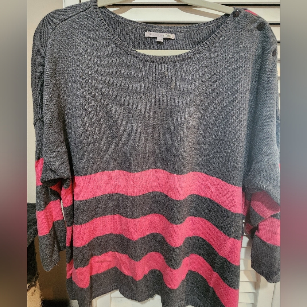 GAP XL Women's Sweater in Charcoal and Fuchsia Stripes